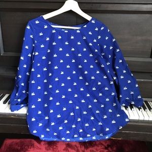 Silky swan blouse